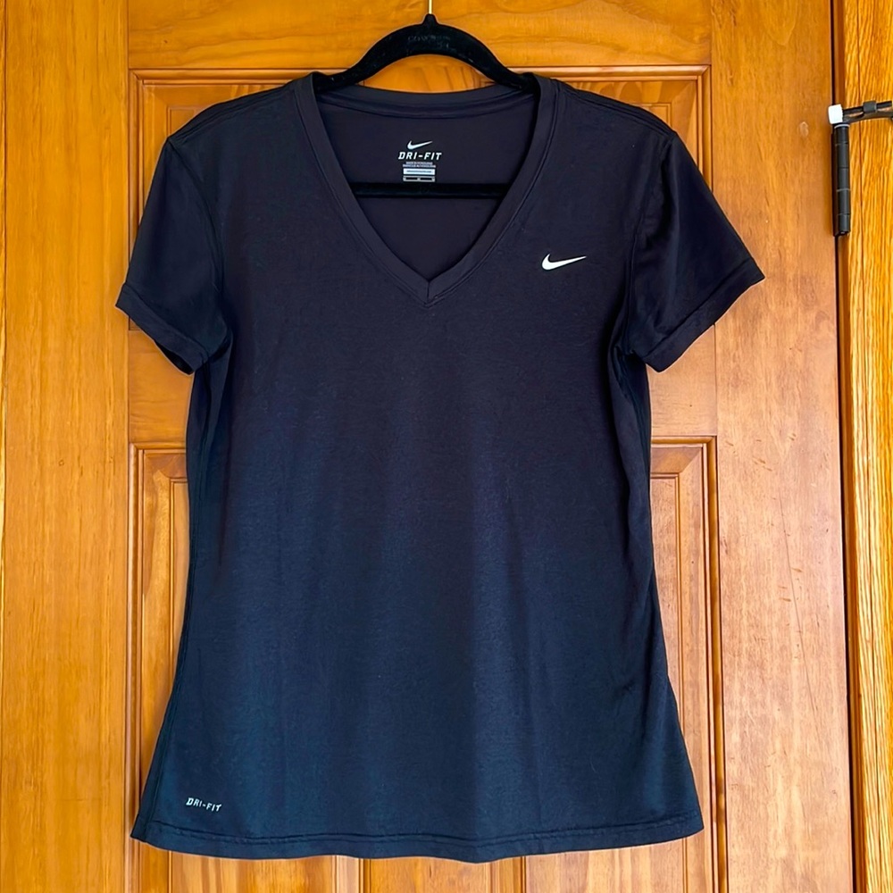 Nike Dry-fit v-neck